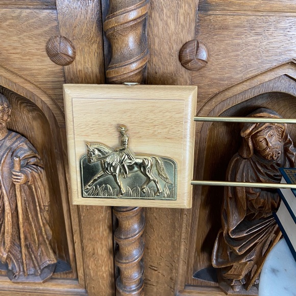 Equestrian Horse Show Ribbon Display Rack - Picture 2 of 6